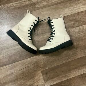 Art Class Off White Lace-Up Combat Boots